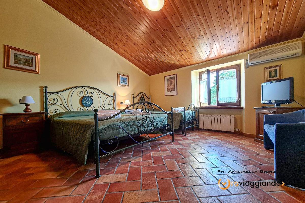 Locanda Del Castello Frontone Exterior foto